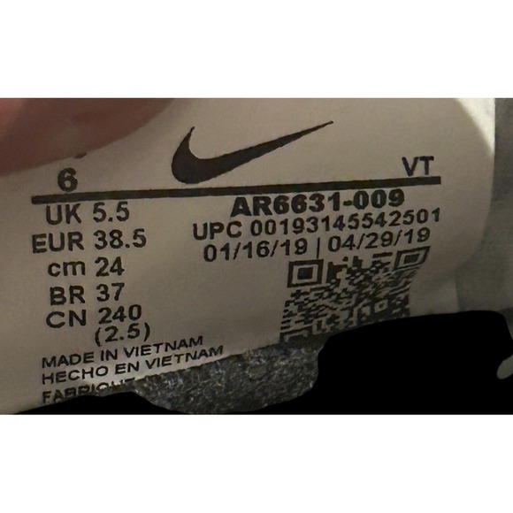 Nike Air VaporMax 2019 Dragonfruit AR6631 Size 6 Excellent Condition - Picture 12 of 13